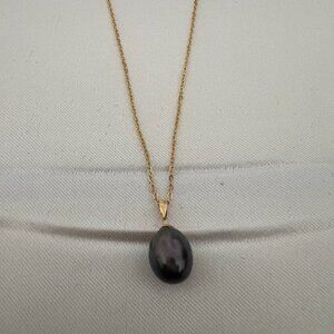 Solid 18K Gold Natural Fresh Water Pearl Pendant